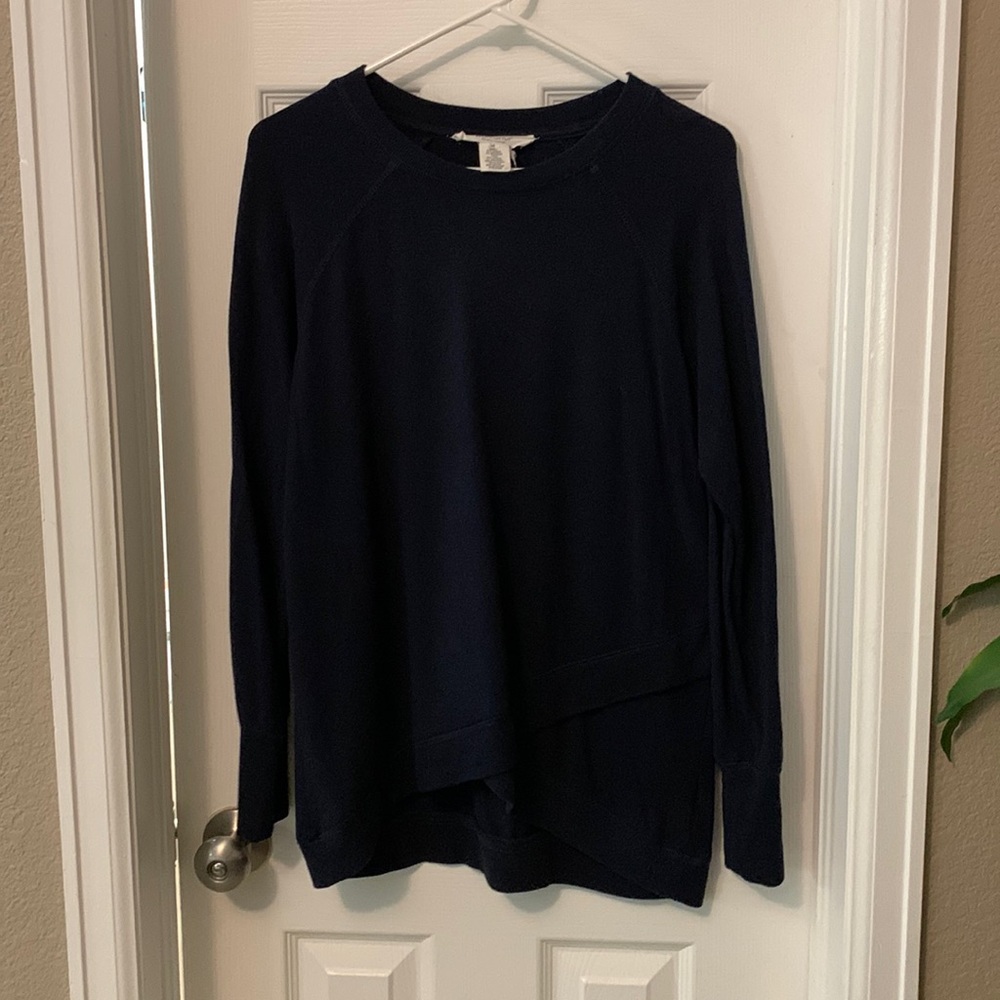 Navy blue sweatshirt with criss cross bottom size M